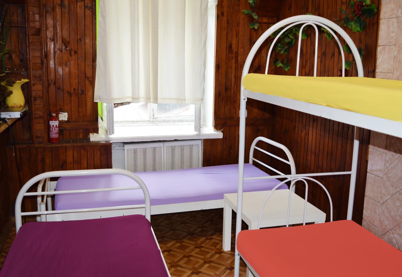 Hostel Kreschatik Kiev Exterior photo