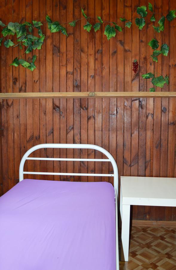 Hostel Kreschatik Kiev Exterior photo